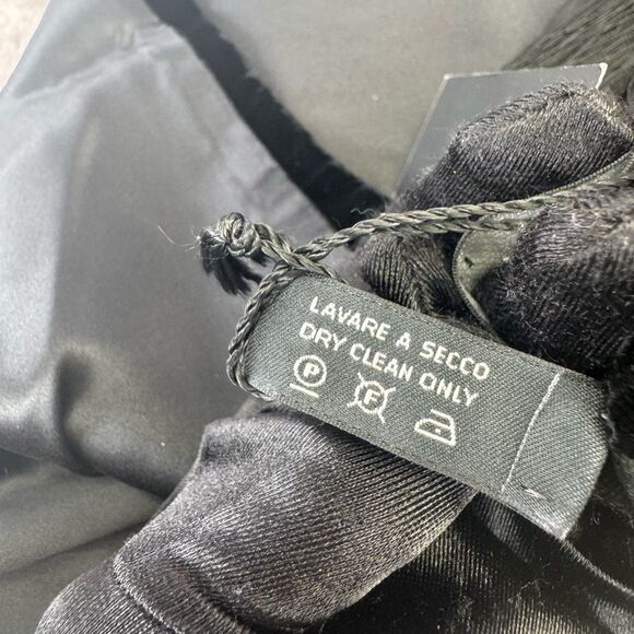 Gucci NWT Crystal Script Logo Velvet & Satin Fringe Scarf - Picture 10 of 10